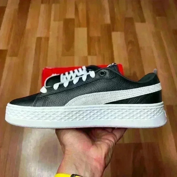 💰HUGE CLEARANCE SALE 💰 Puma Smash Platform Leather  (366487-11) Womens shoes - Picture 2 of 11